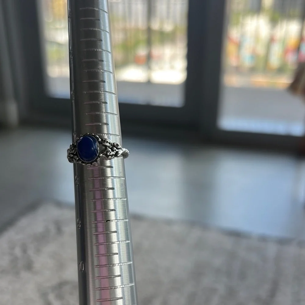 Silver Ring with faux sapphire blue stone vintage design